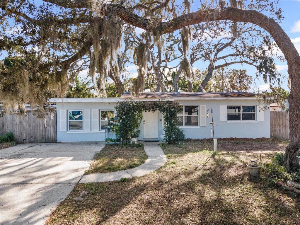 Photo of 7114 Carlow Street, New Port Richey, FL 34653 (MLS # W7882054)