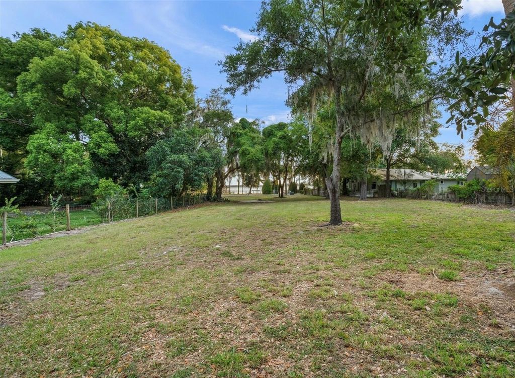 Photo of Lake Louisa Road, Clermont, FL 34711 (MLS # O6355969)
