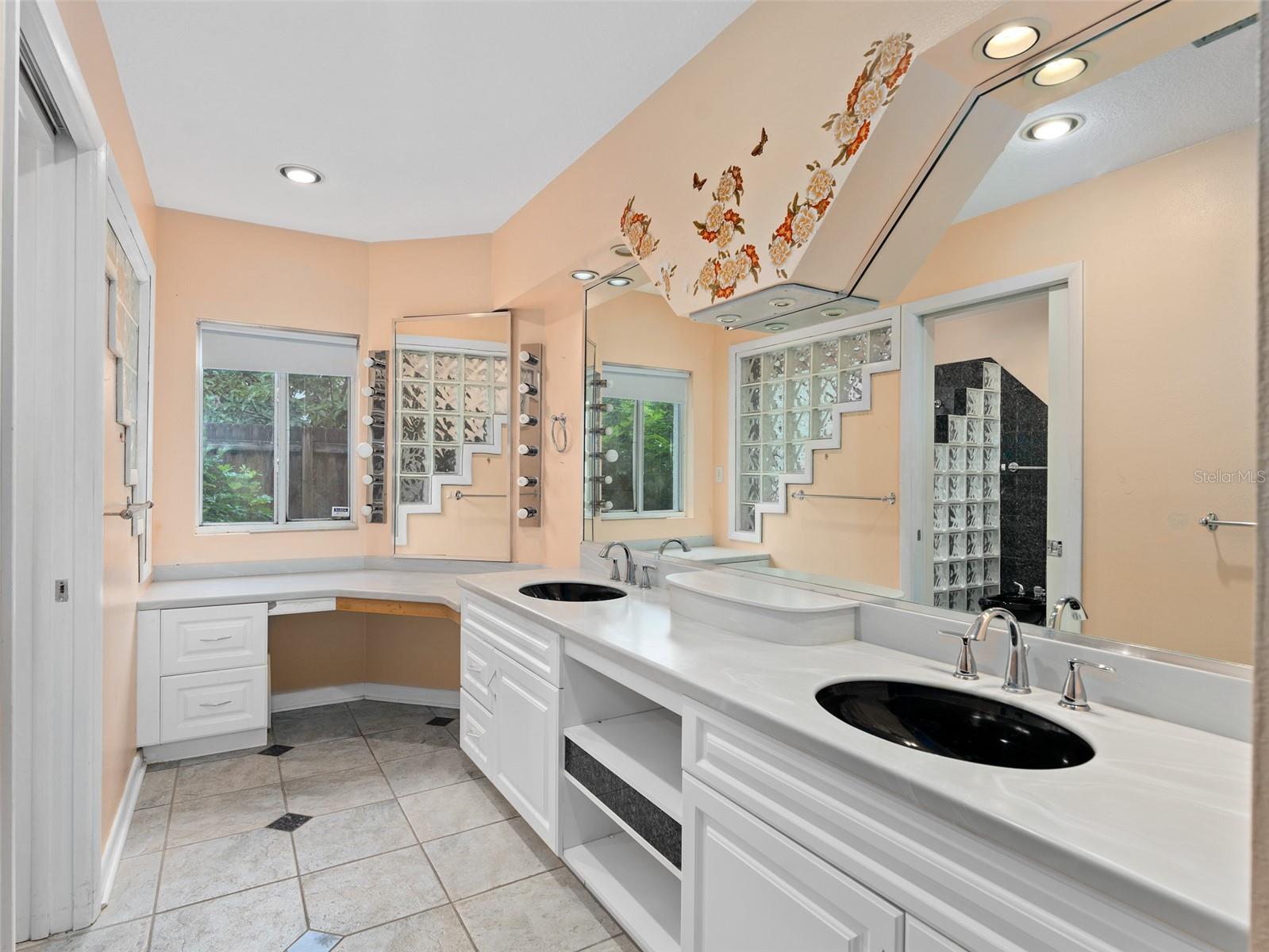 TUSCANY PLACE FIRST ADD - Residential