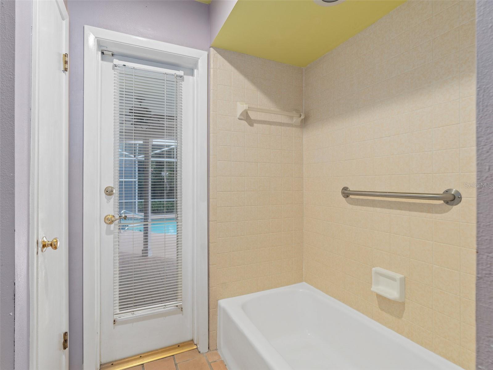 TUSCANY PLACE FIRST ADD - Residential