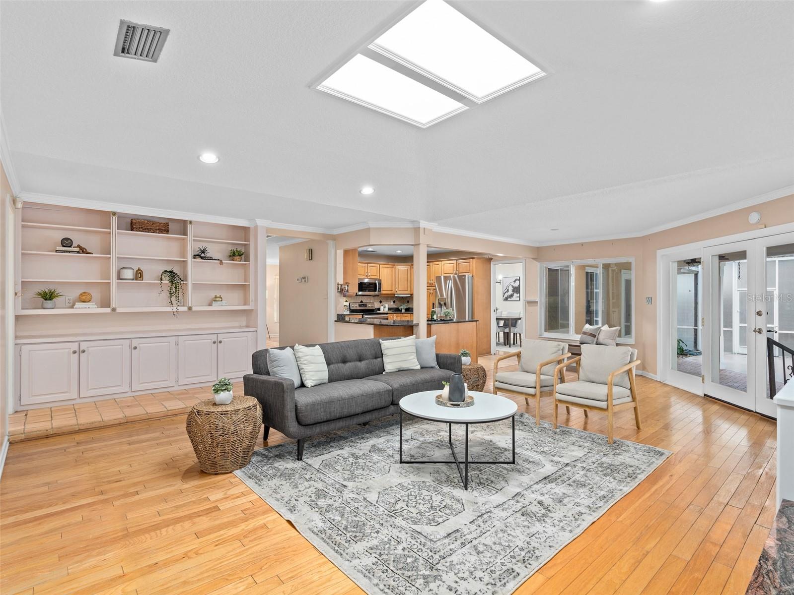 TUSCANY PLACE FIRST ADD - Residential