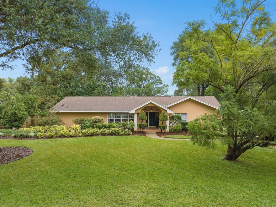 Rare opportunity to own a ONE STORY lakefront home on a half acre lot located in the highly desirable Via’s of Winter Park.  Tuscany Place is a quaint neighborhood that is zoned for top-rated schools and really is the perfect tuck-a-way for any family. Nestled on a quiet cul-de-sac, this beautifully maintained 4 bedrooms/2 full baths offers stunning views of Lake Temple from almost every room.  The spacious interior provides the perfect canvas for you to create your dream home and the oversized lot provides so much space to run and play.   Featuring a split bedroom floor plan that includes a separate living room, dining room and family room, it truly is the perfect plan for any family.  The kitchen features solid wood cabinets, granite countertops and overlooks the family room that boasts beautiful bookcases and a wood burning fireplace with granite surrounding it. This open layout with hardwood floors throughout makes it easy to entertain and has tons of natural light flooding into all rooms.  The master suite with lake views features a walk-in closet, dual sinks and a separate shower plus direct access to the rear porch. The 3 additional guest bedrooms are all a good size and share a bath with dual sinks with tub/shower combo. Spacious inside laundry room leads to the 2 car garage with side entry. Screened in rear patio provides even more space to entertain while relaxing by the pool and spa and enjoying the peaceful lake views. Close to Park Ave, the Winter Park Racquet Club, great schools and everything else Winter Park has to offer.  This one-of-a-kind  ½ acre LAKEFRONT lot in the Winter Park Via’s is special and unique. Don’t miss this amazing opportunity!  Welcome Home!