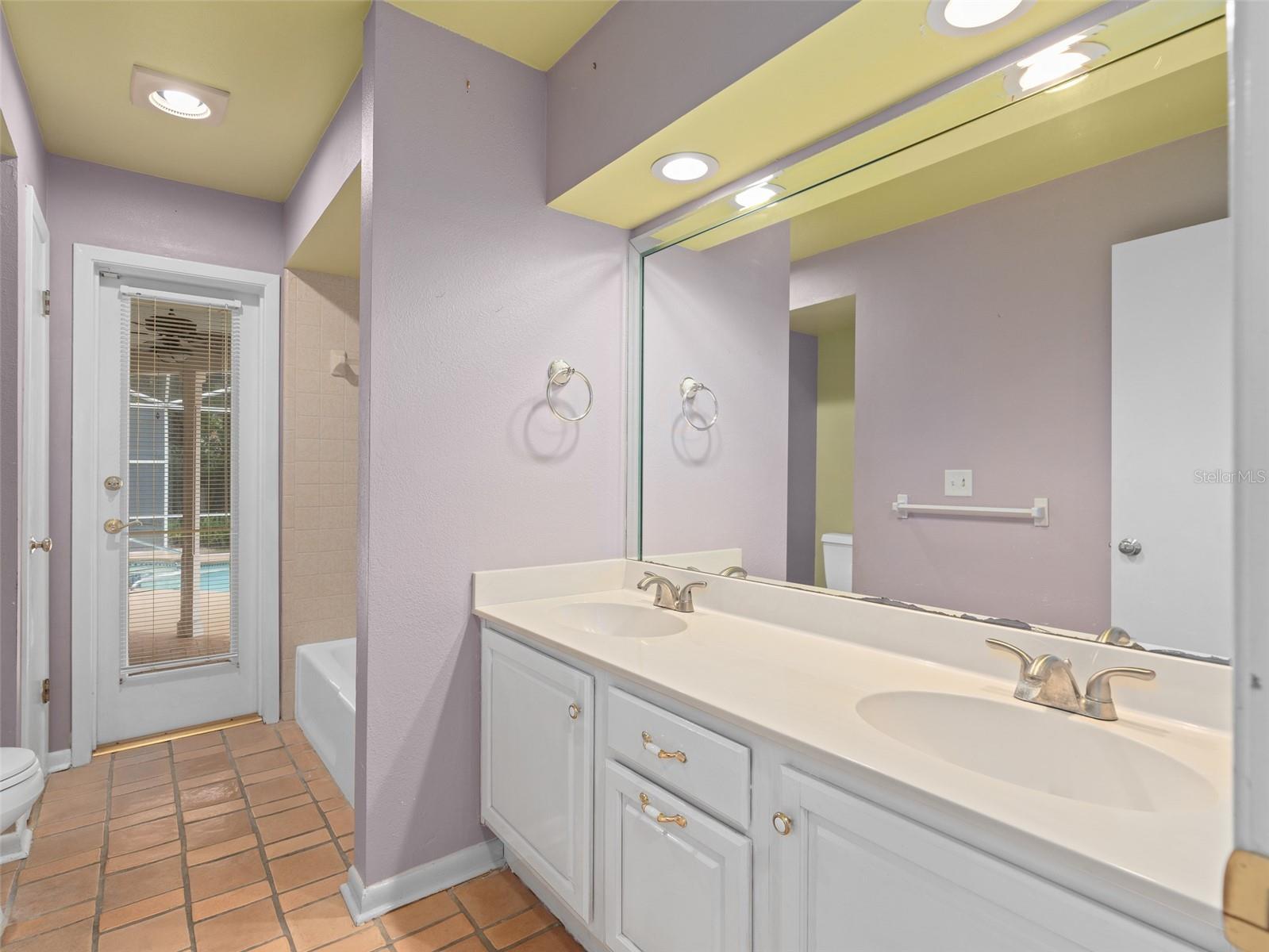 TUSCANY PLACE FIRST ADD - Residential