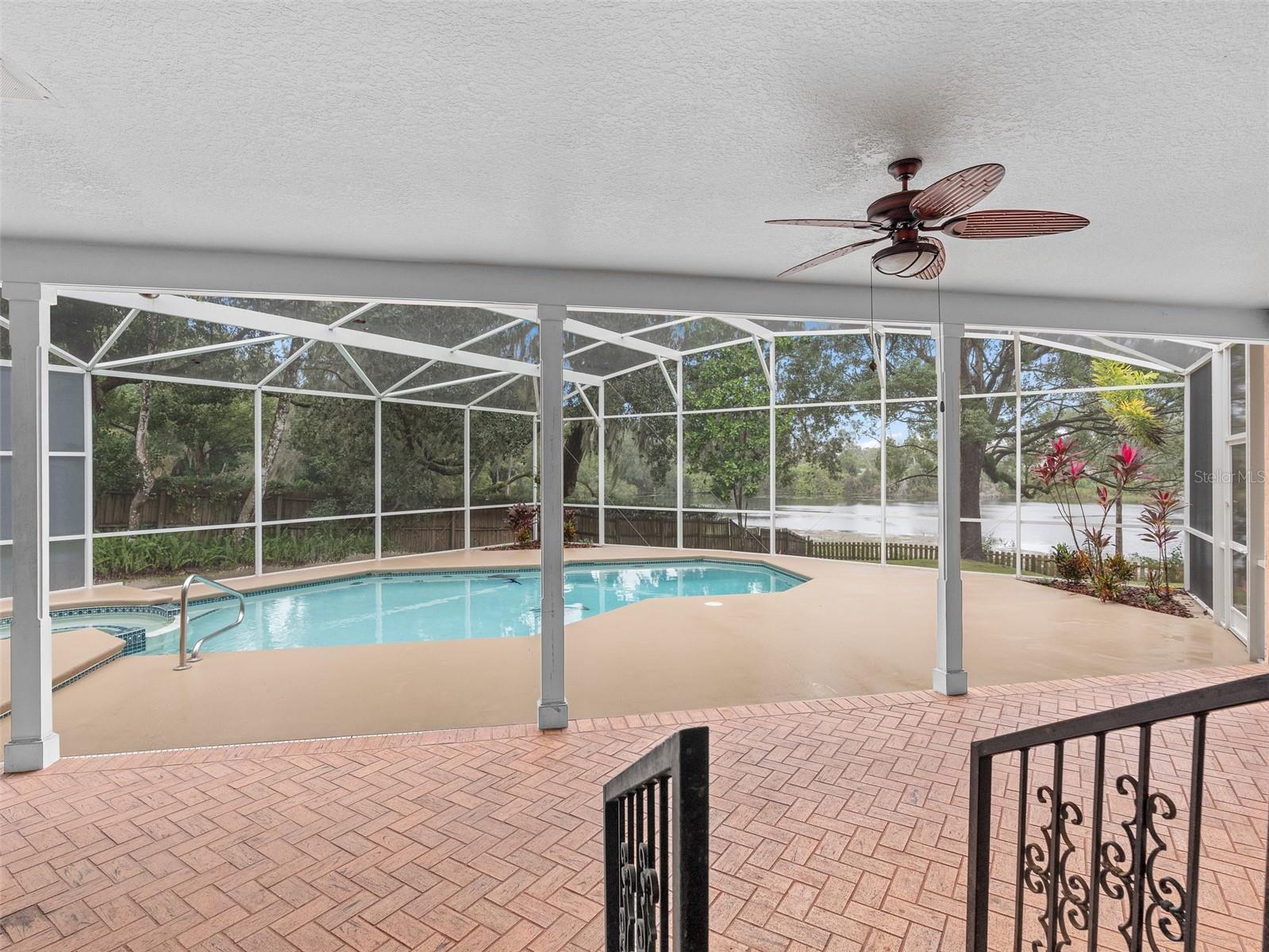 TUSCANY PLACE FIRST ADD - Residential