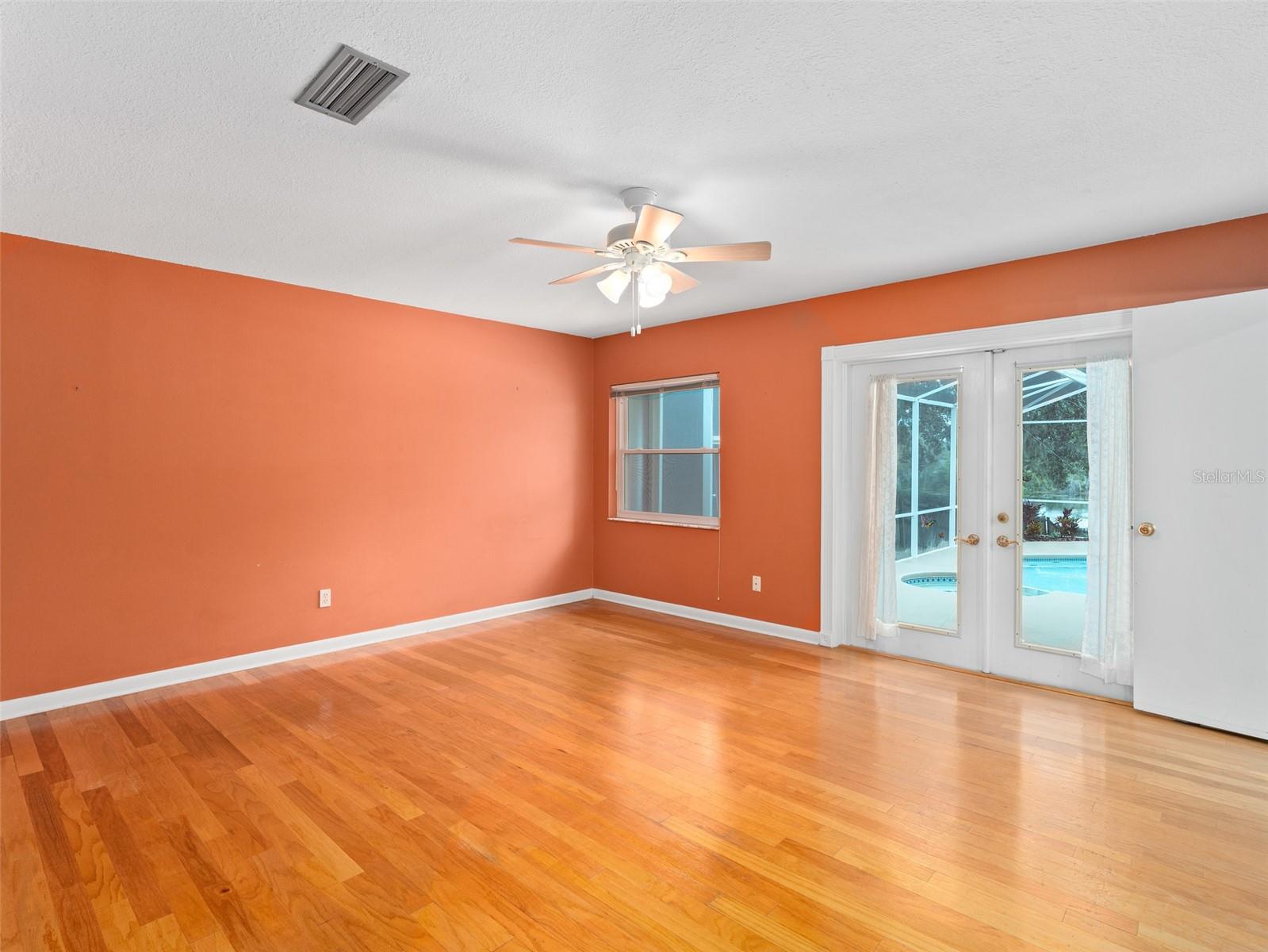 TUSCANY PLACE FIRST ADD - Residential