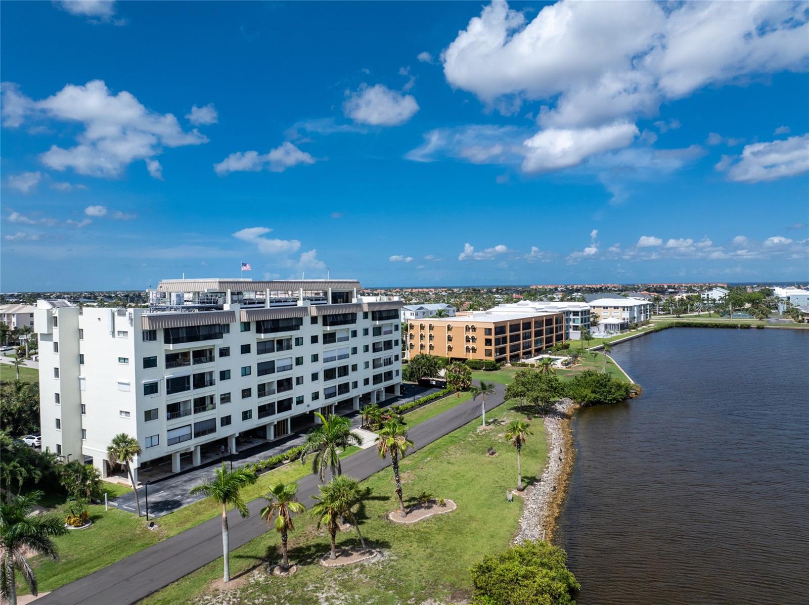 PALACIO DEL SOL - Residential