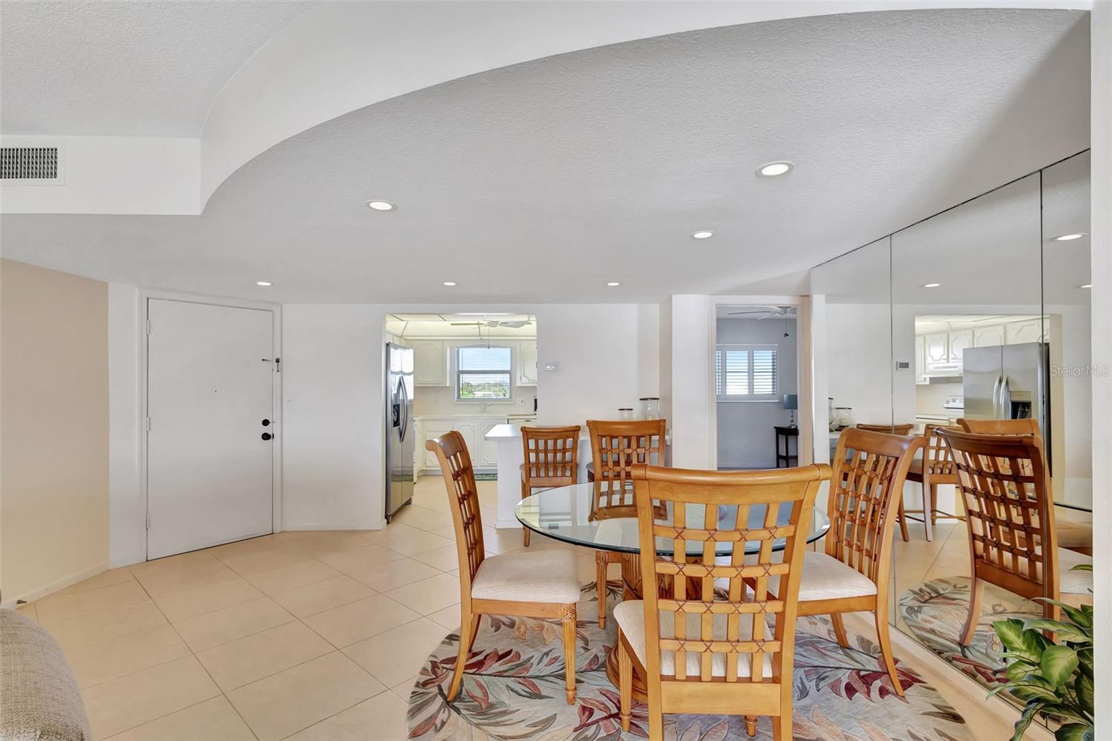 801 LAKE SHORE DRIVE 403