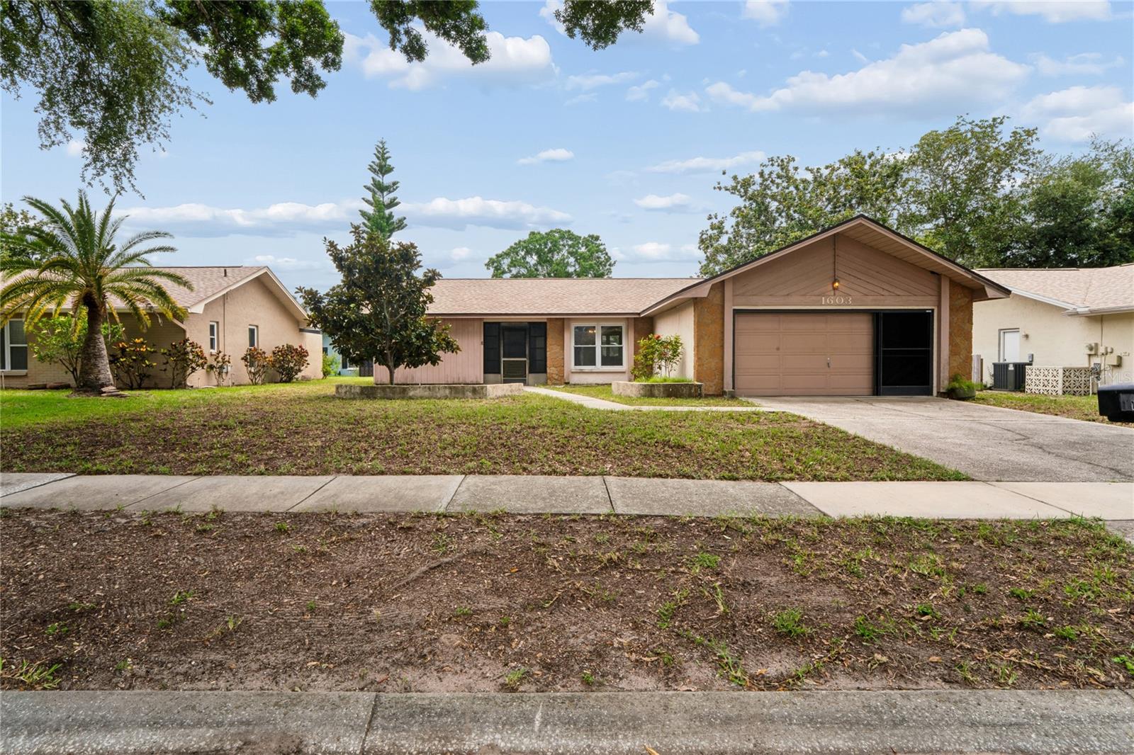 1603 GLENGARRY DRIVE