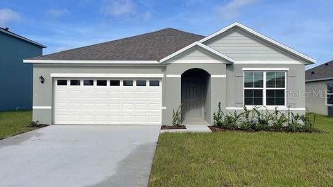 A home in LAKE ALFRED