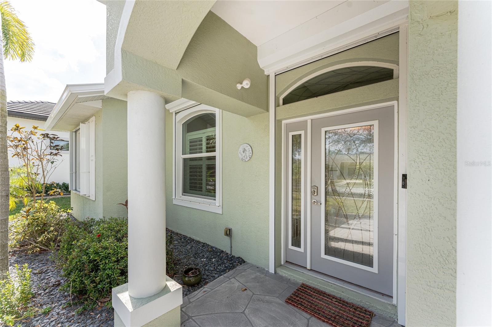 1069 HARBOUR CAPE PLACE