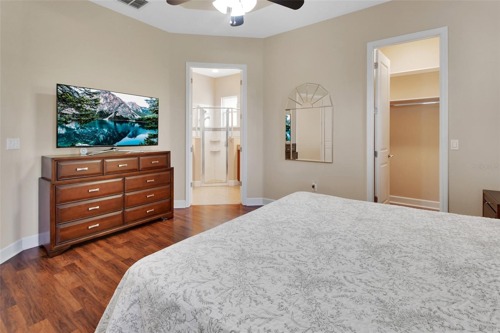 VICTORIA PARK INC 5 NE - Residential