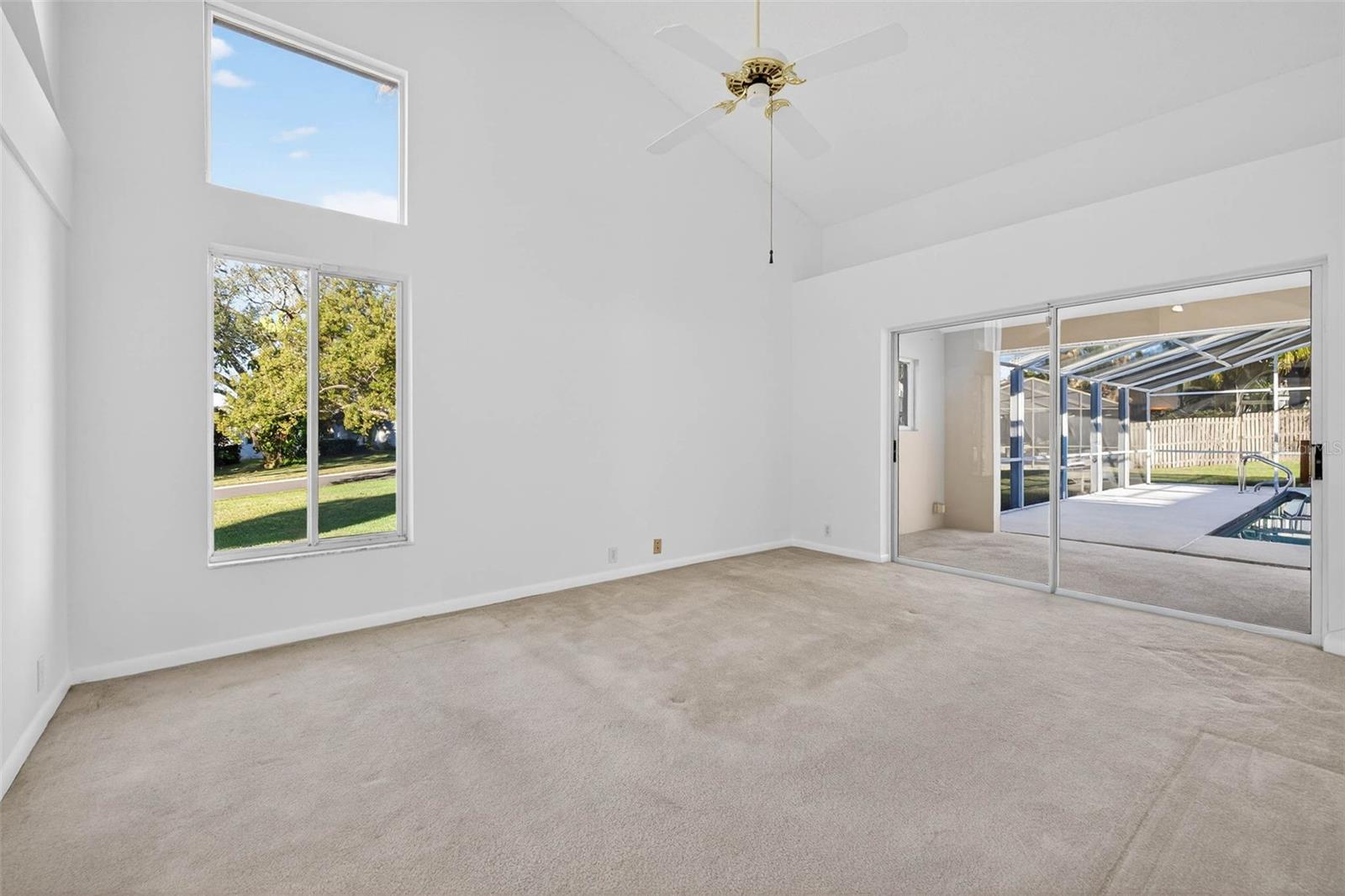 PIPERS MEADOW - Residential