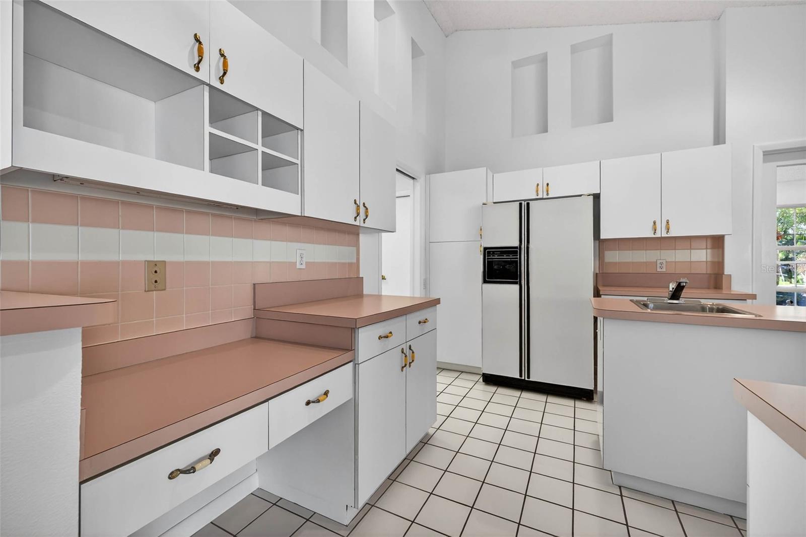 PIPERS MEADOW - Residential