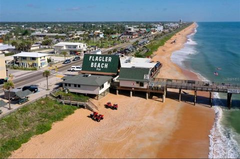 A home in PALM COAST