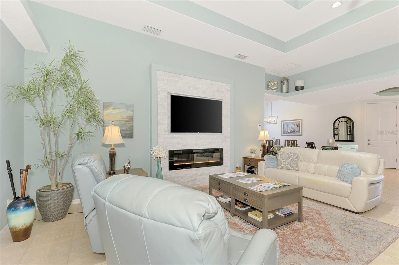 ENCLAVES OF VENICE NORTH - Residential