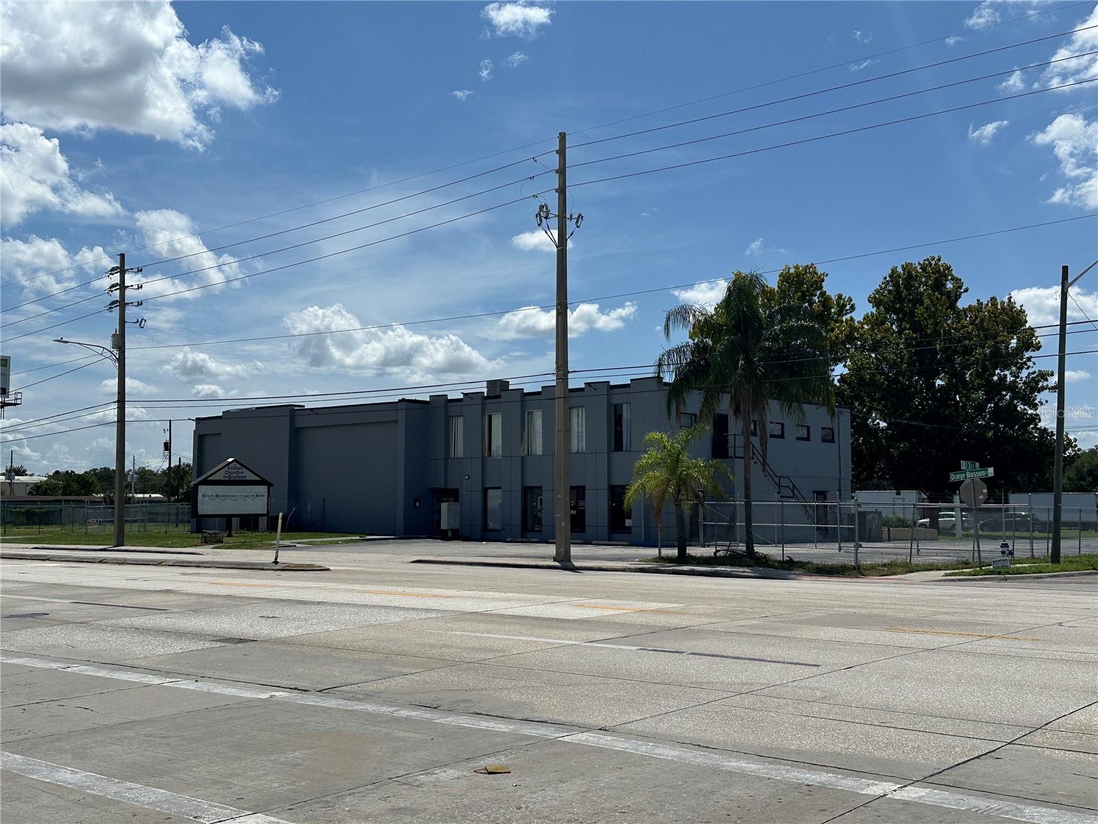 2300 S ORANGE BLOSSOM TRAIL