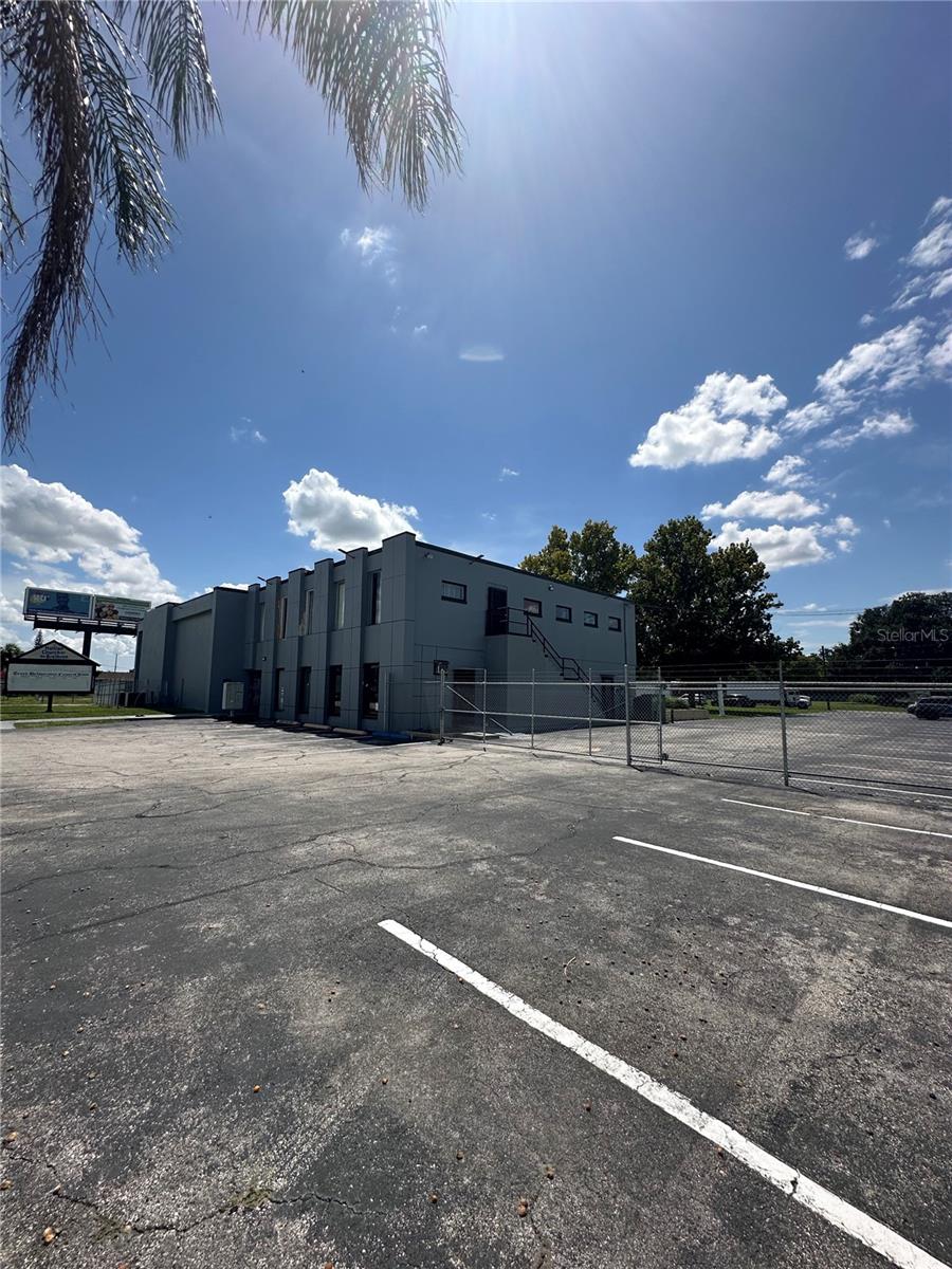 2300 S ORANGE BLOSSOM TRAIL