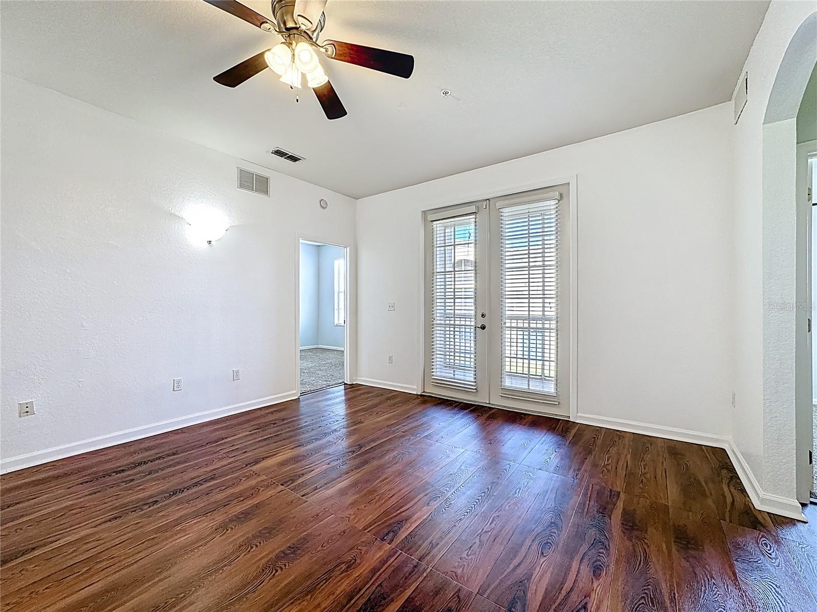 FLORA RIDGE CONDO PH 4 BLDG 8 - Residential