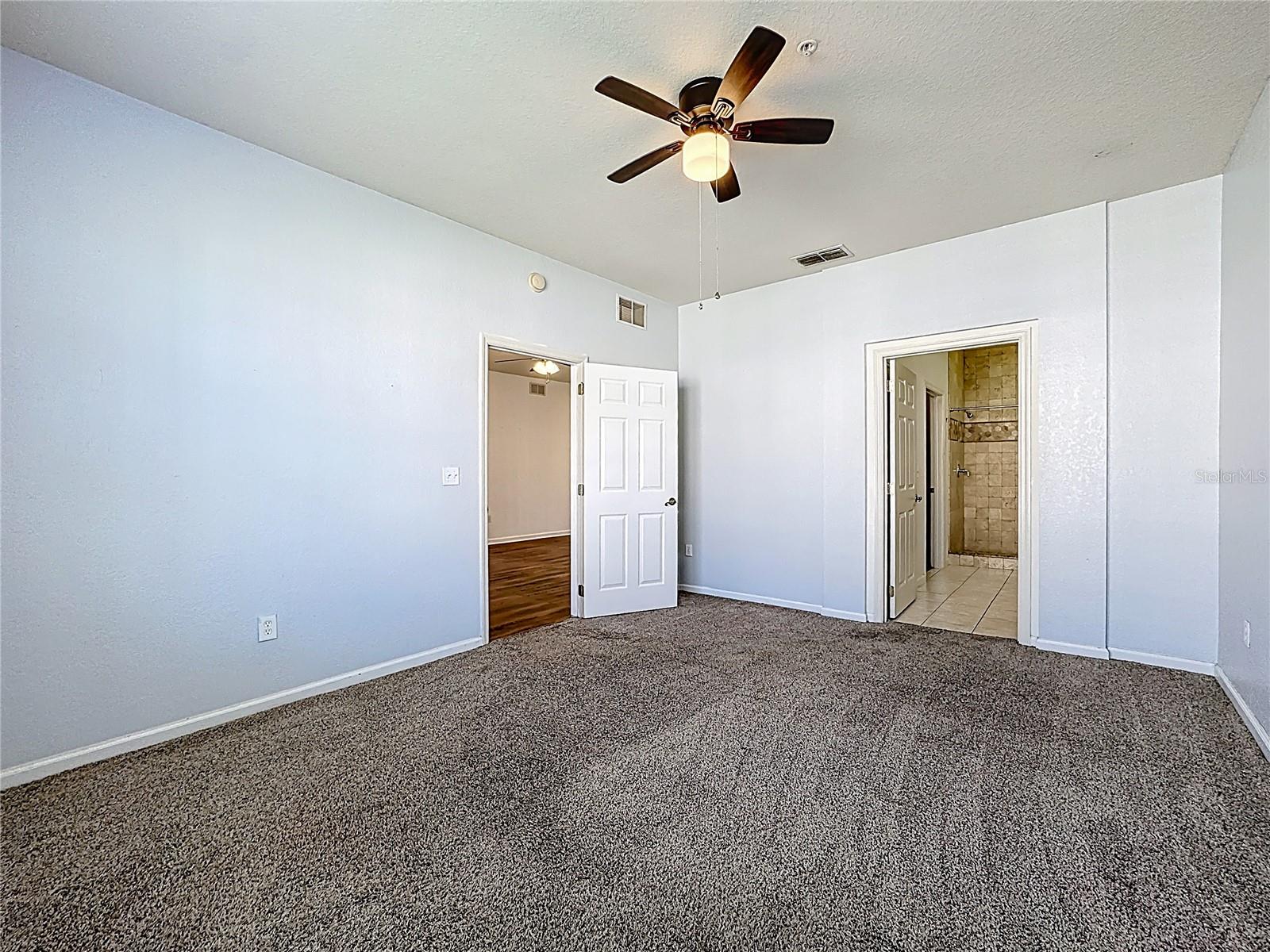 FLORA RIDGE CONDO PH 4 BLDG 8 - Residential