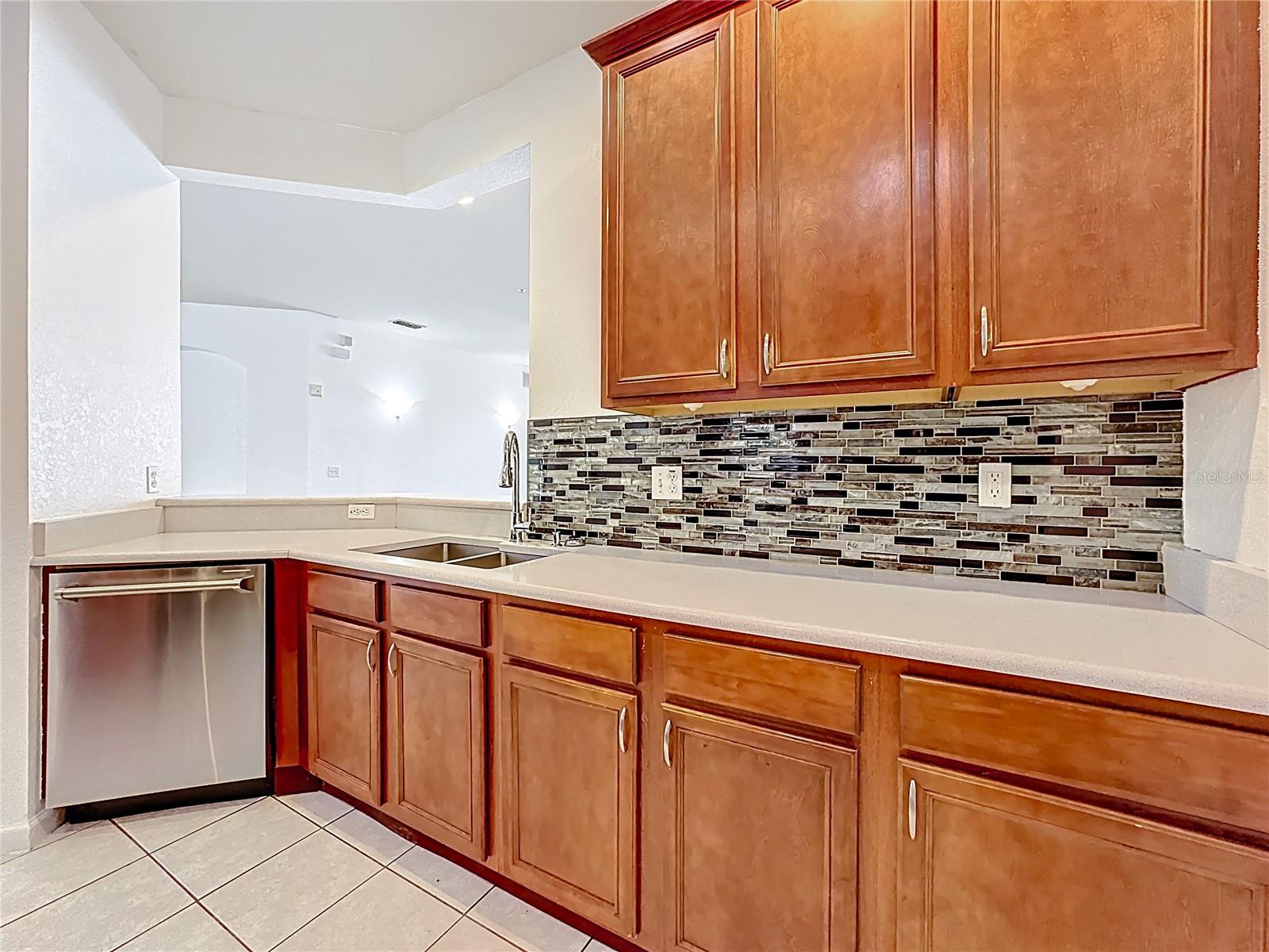 FLORA RIDGE CONDO PH 4 BLDG 8 - Residential