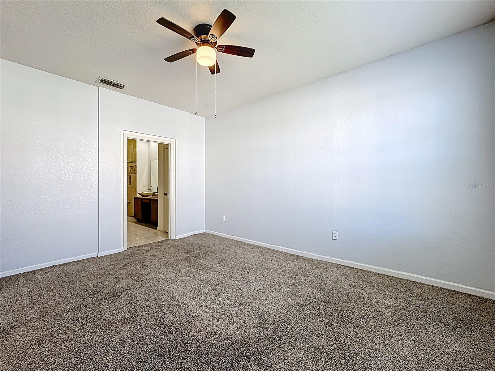 FLORA RIDGE CONDO PH 4 BLDG 8 - Residential