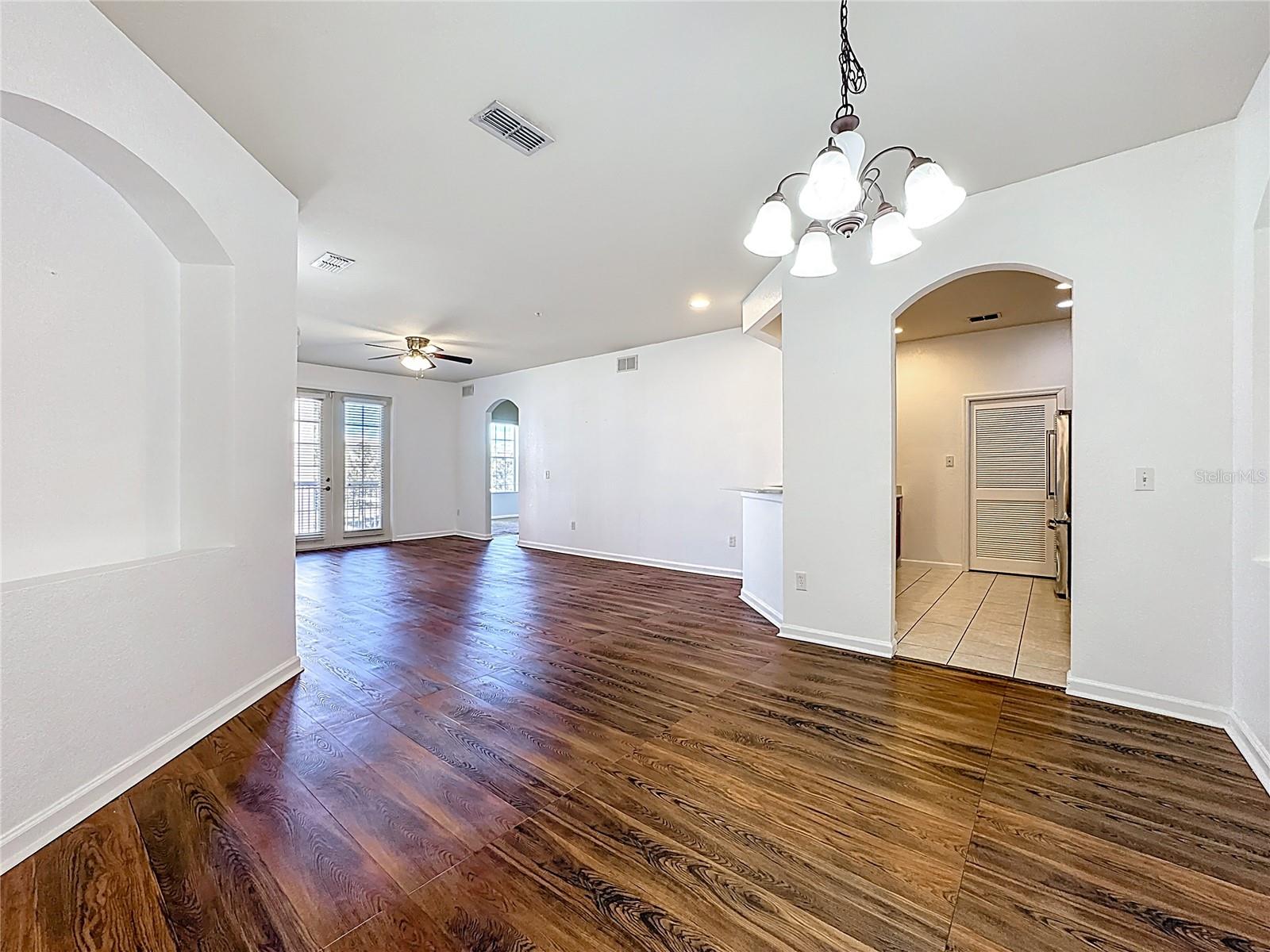 FLORA RIDGE CONDO PH 4 BLDG 8 - Residential