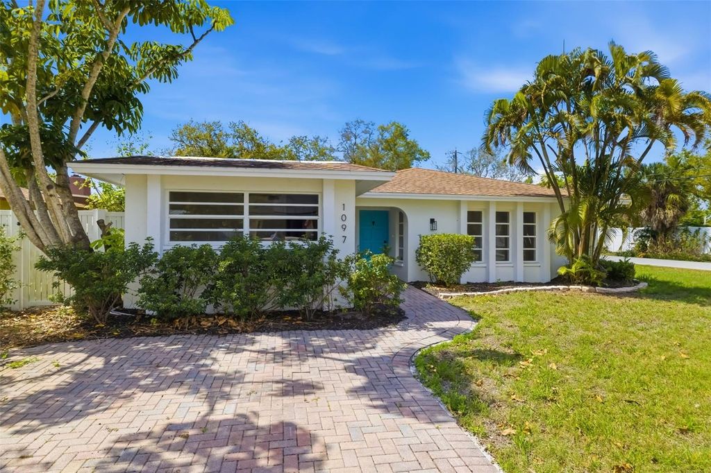 Photo of 1097 Willis Avenue, Sarasota, FL 34232 (MLS # A4685461)