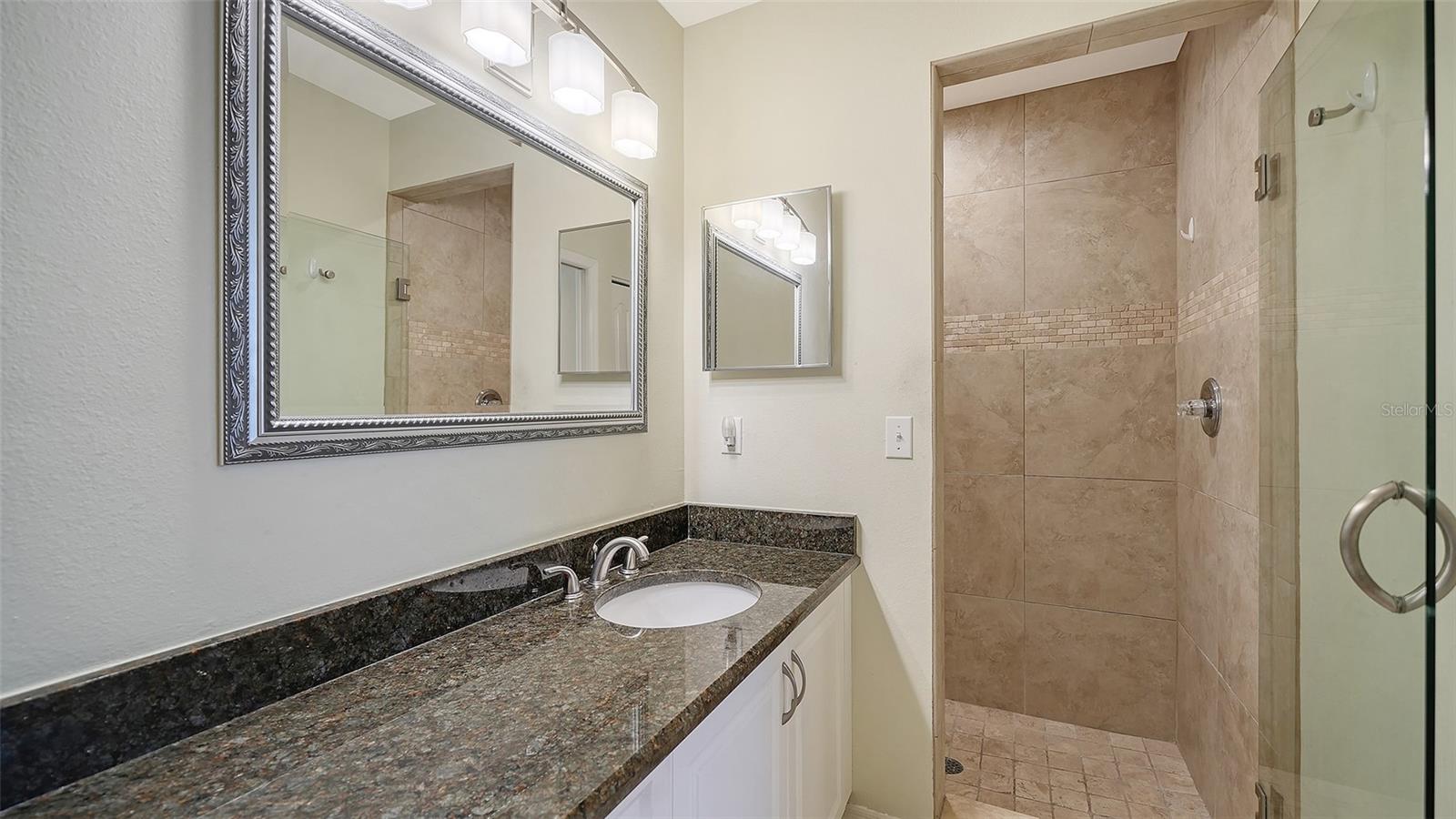 STONEYBROOK ARBOR GREENS 1 - Residential