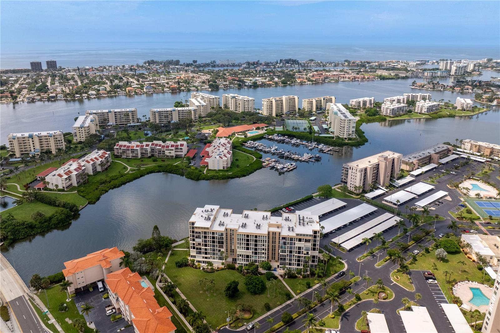 7400 SUN ISLAND DRIVE S 407