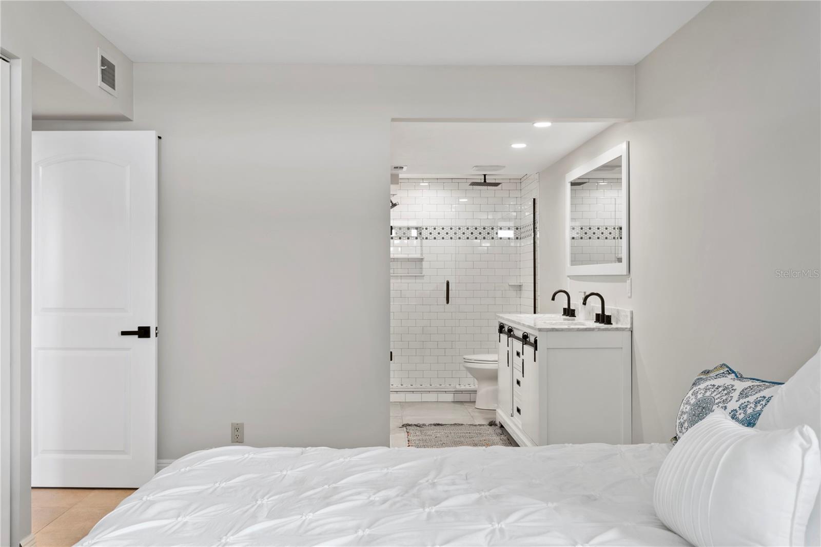 BAY ISLAND GROUP 1 - Residential