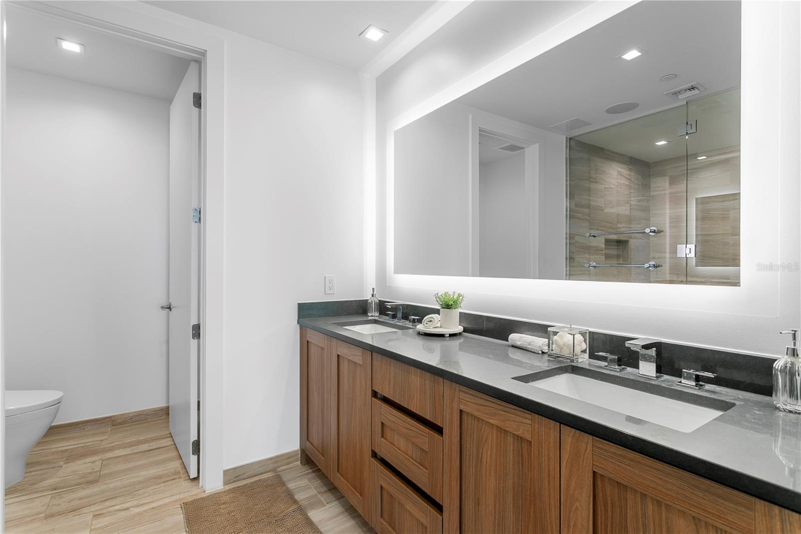 MARINA POINTE EAST - Residential