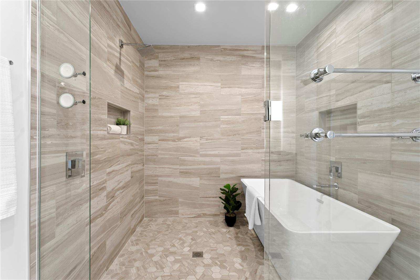 MARINA POINTE EAST - Residential