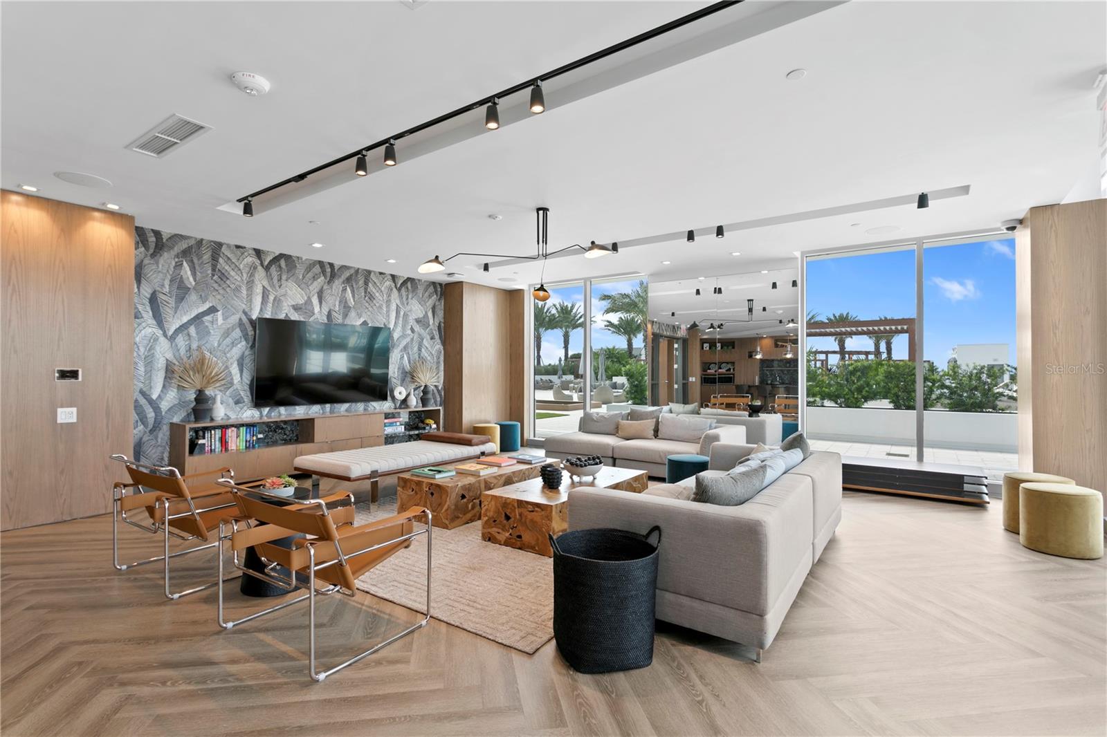 MARINA POINTE EAST - Residential