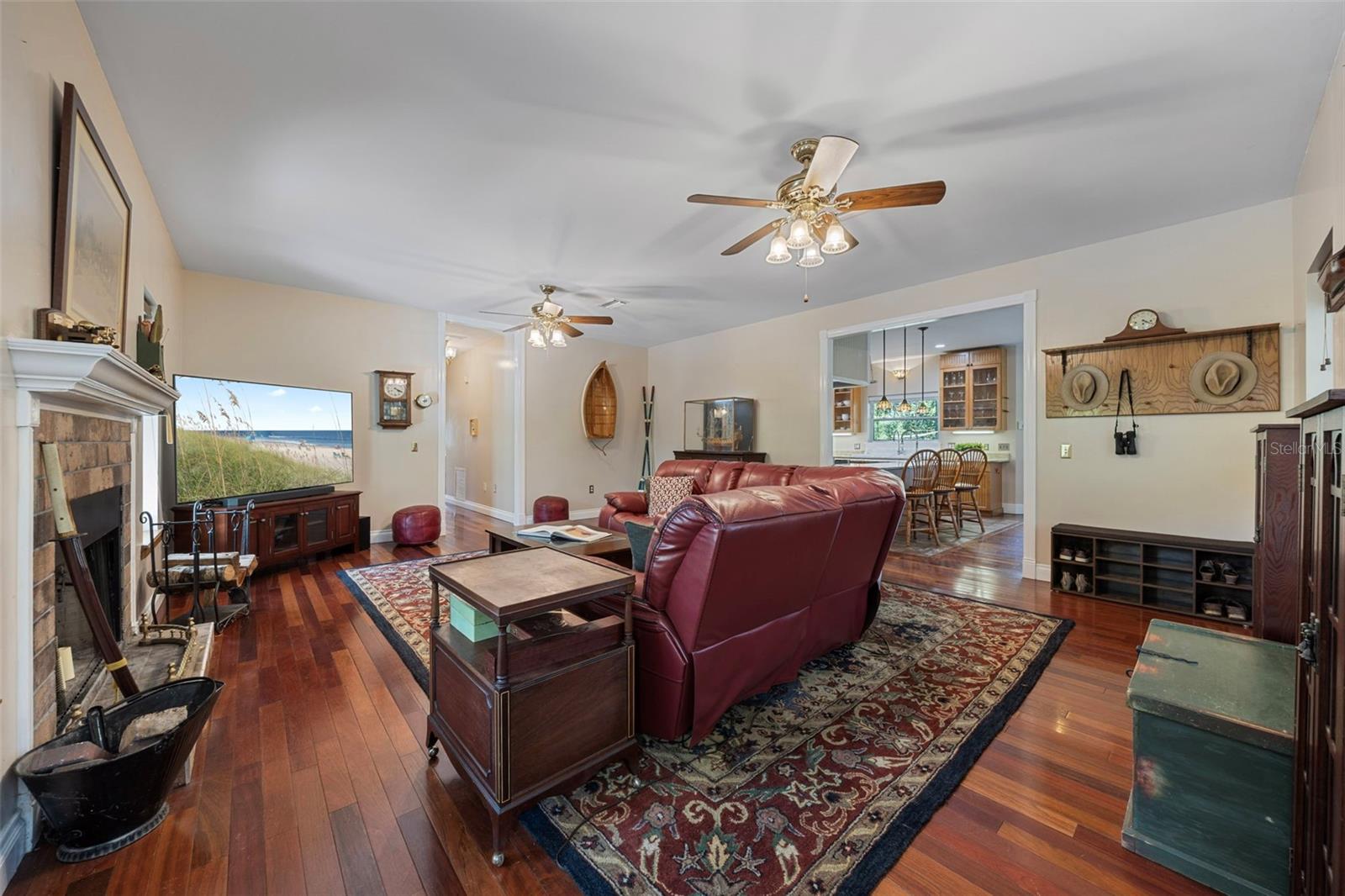 MYAKKA CITY - Residential