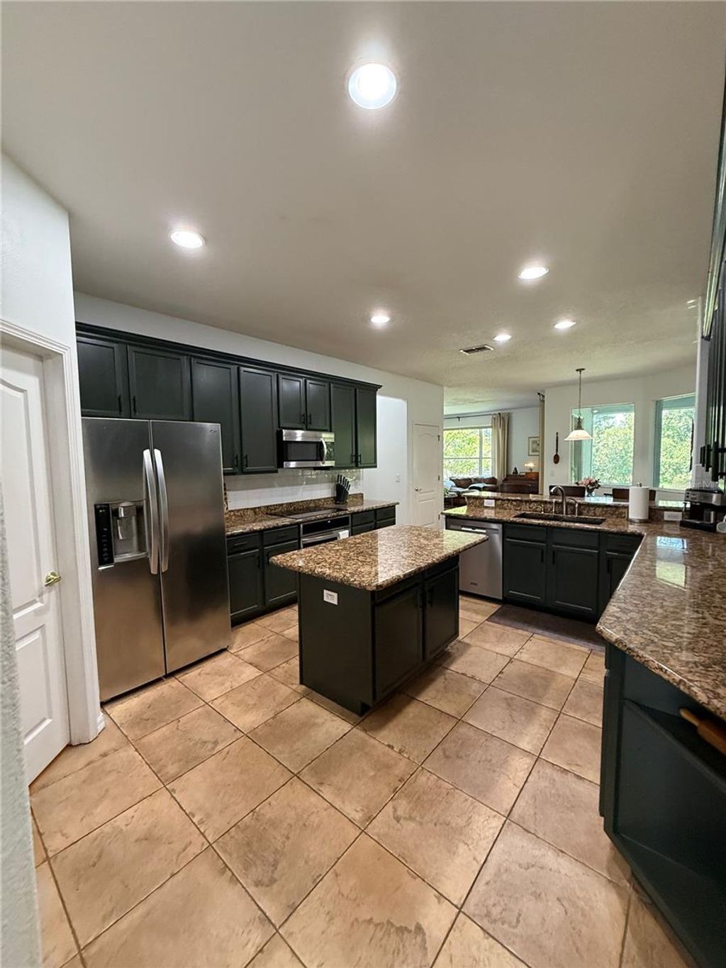 Photo of 26620 Shoregrass Drive, Wesley Chapel, FL 33544 (MLS # G5098399)