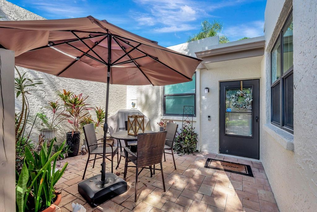 Photo of 122 Pinehurst Drive #122, Bradenton, FL 34210 (MLS # A4665471)