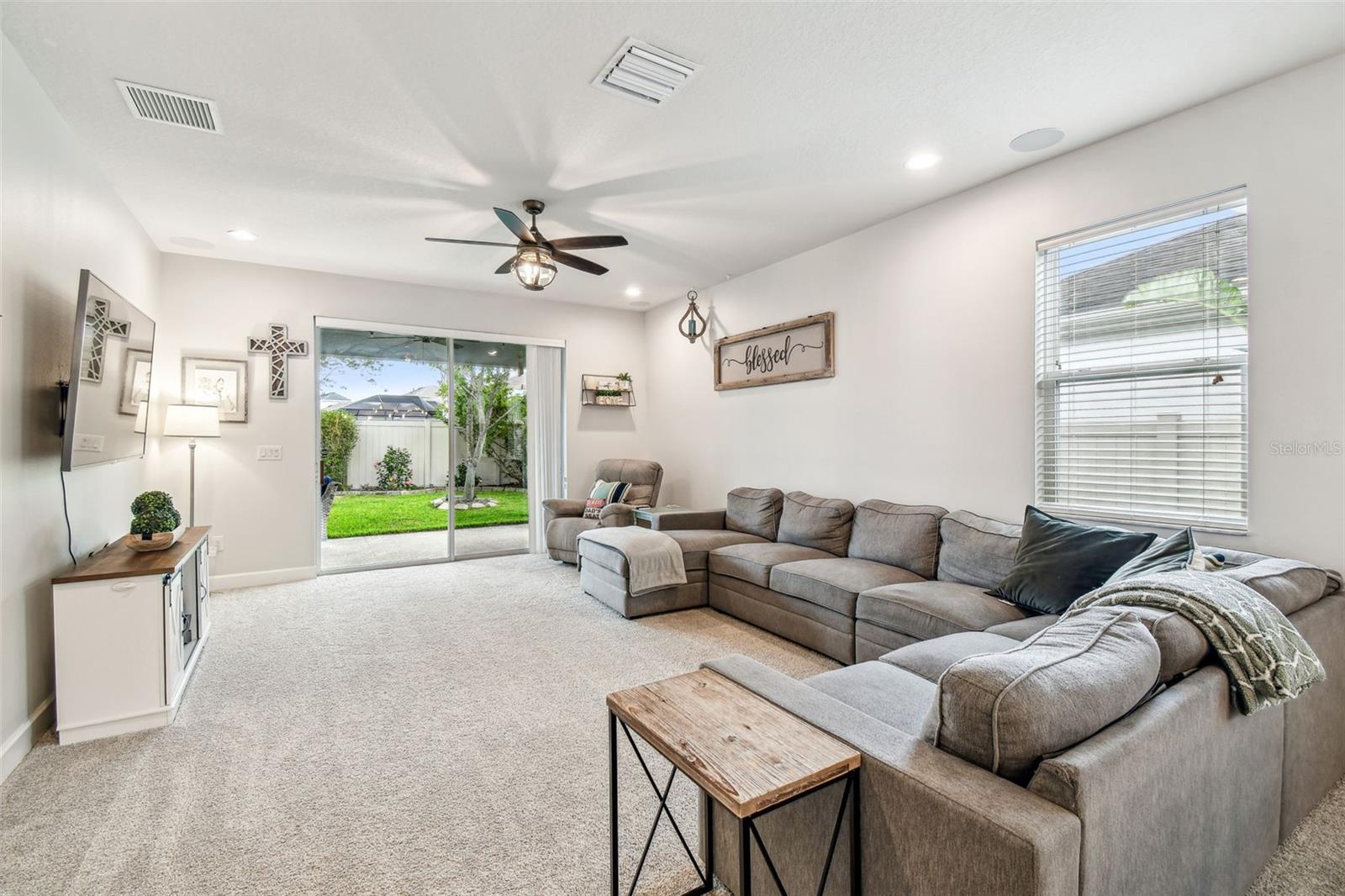 8228 SUNLIT HORIZON LANE