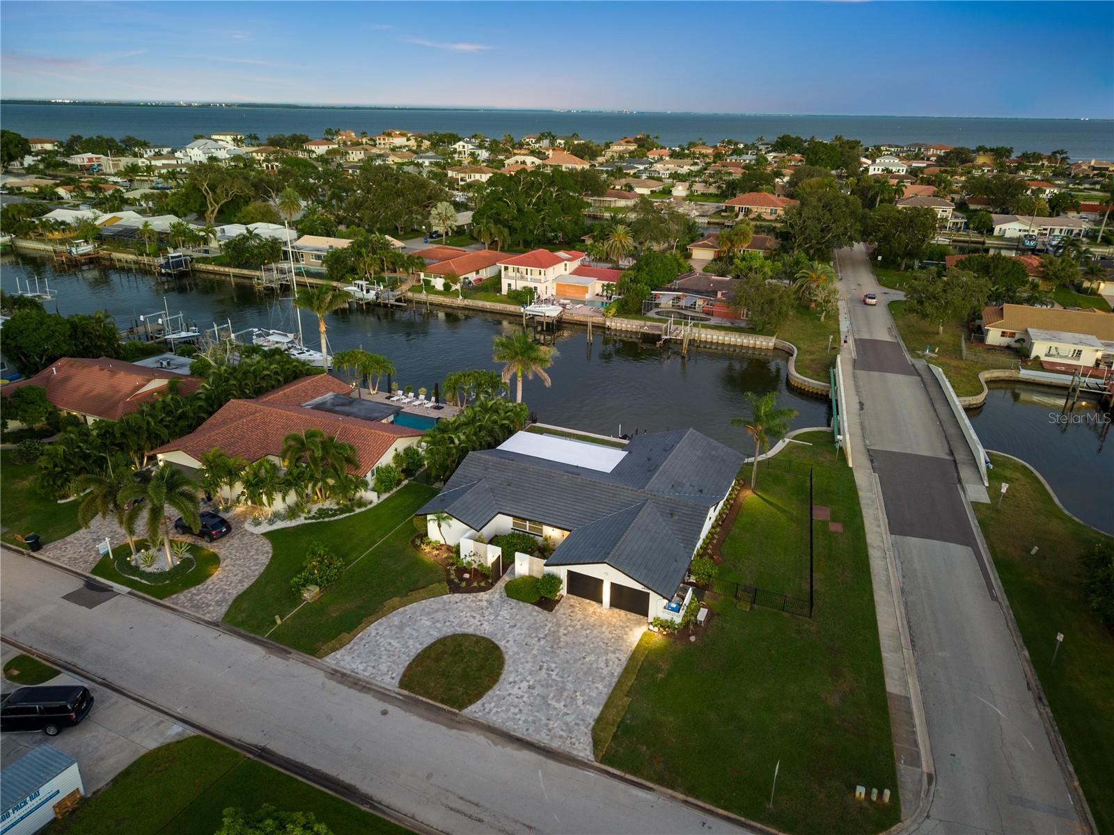 VENETIAN ISLES - Residential