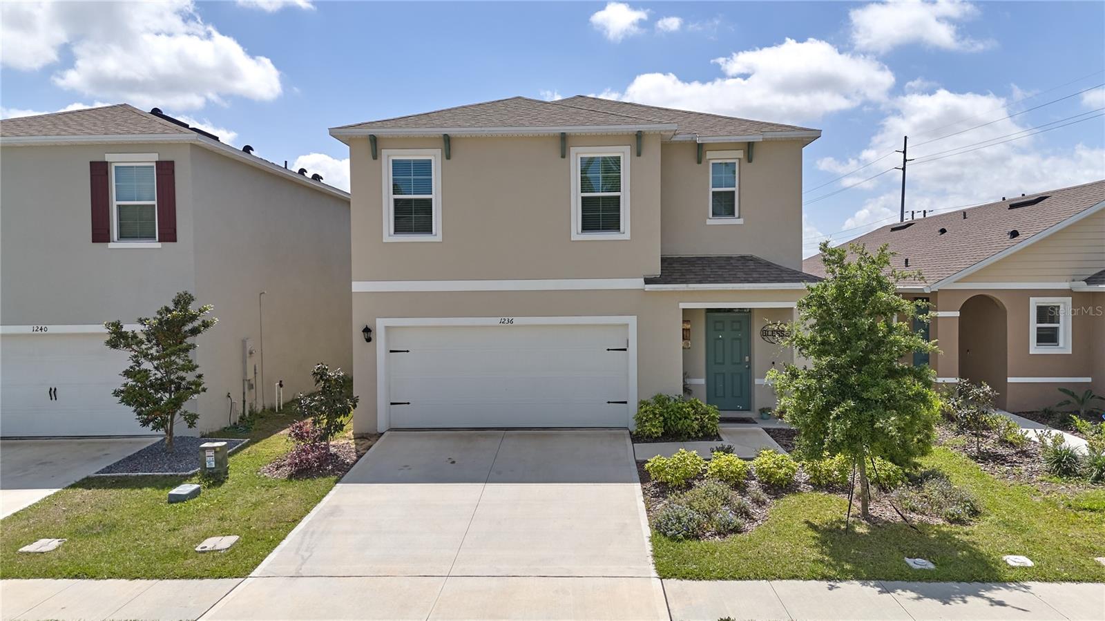 1236 BERRY LANE
