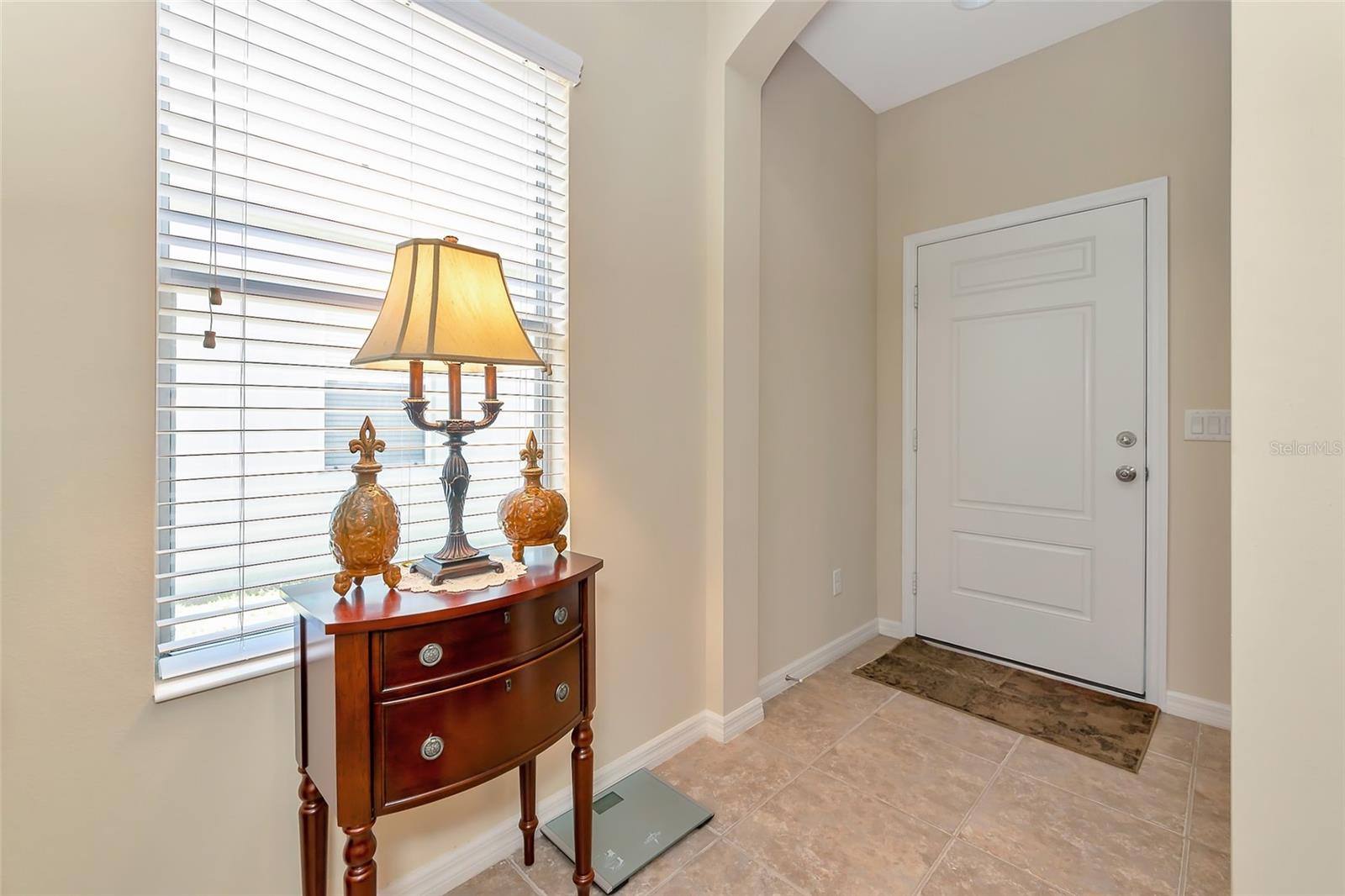 5036 NEWPORT NEWS CIRCLE