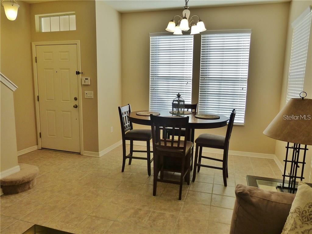 8904 RED BEECHWOOD COURT