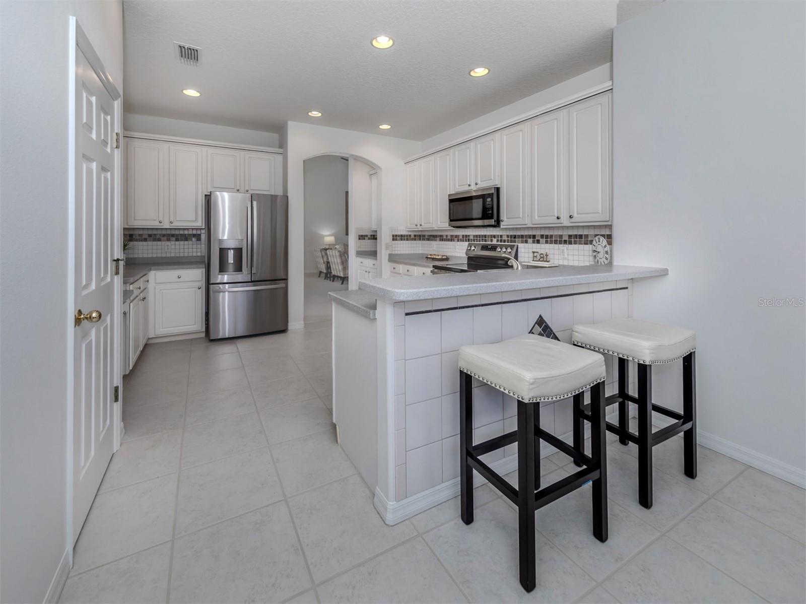202 LAKE VICTORIA COURT