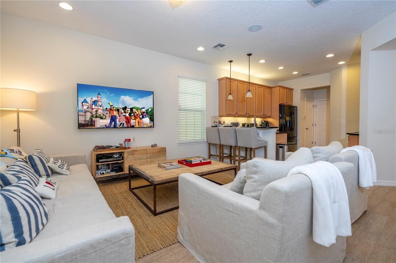 12109 SILVERLAKE PARK DRIVE