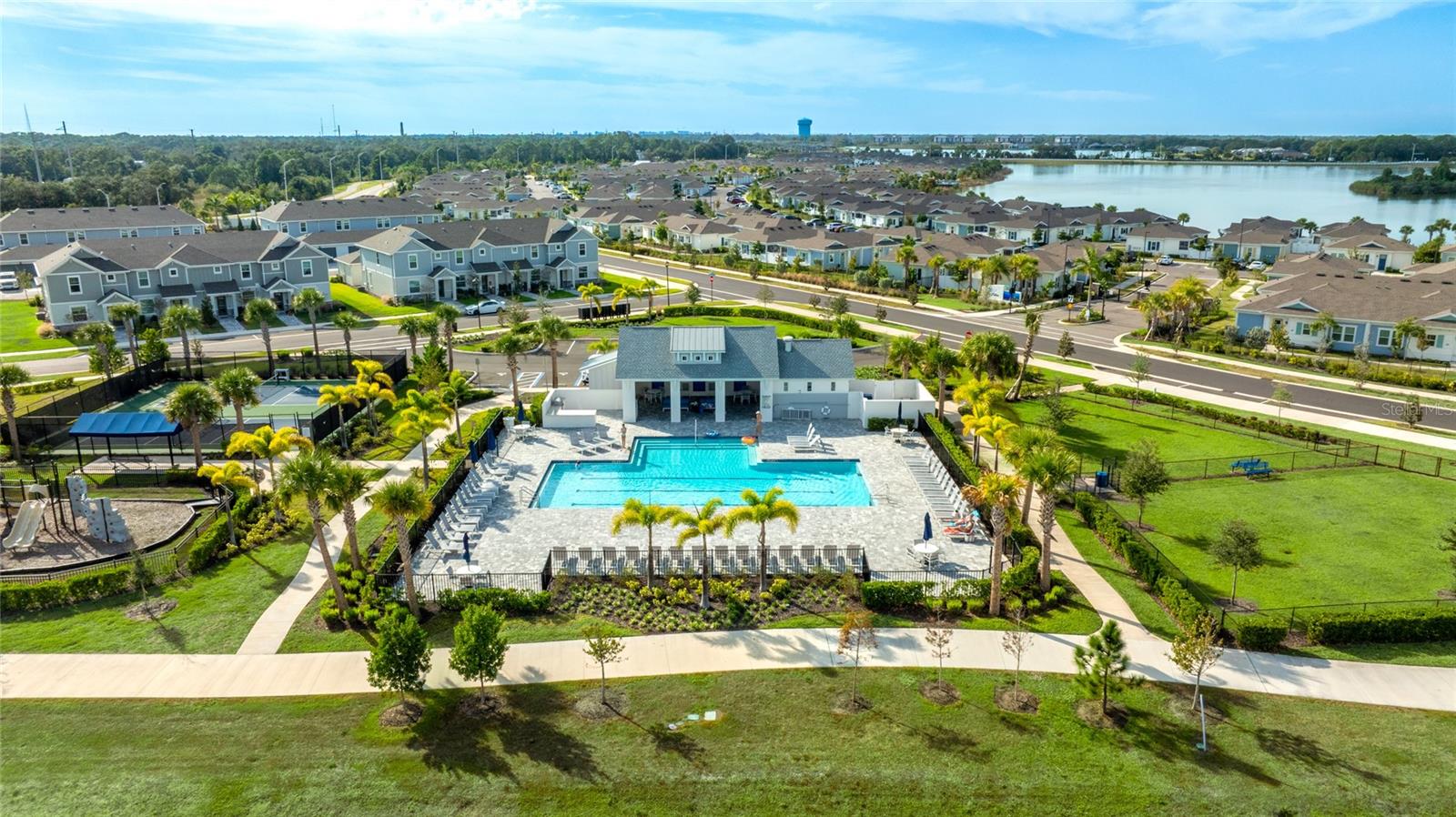 NAUTIQUE/WATERSIDE - Residential Lease