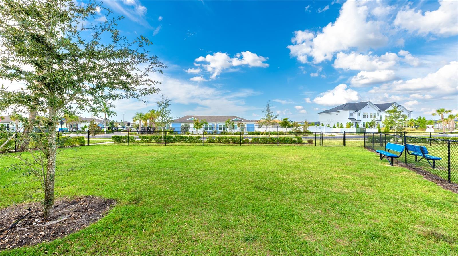 NAUTIQUE/WATERSIDE - Residential Lease