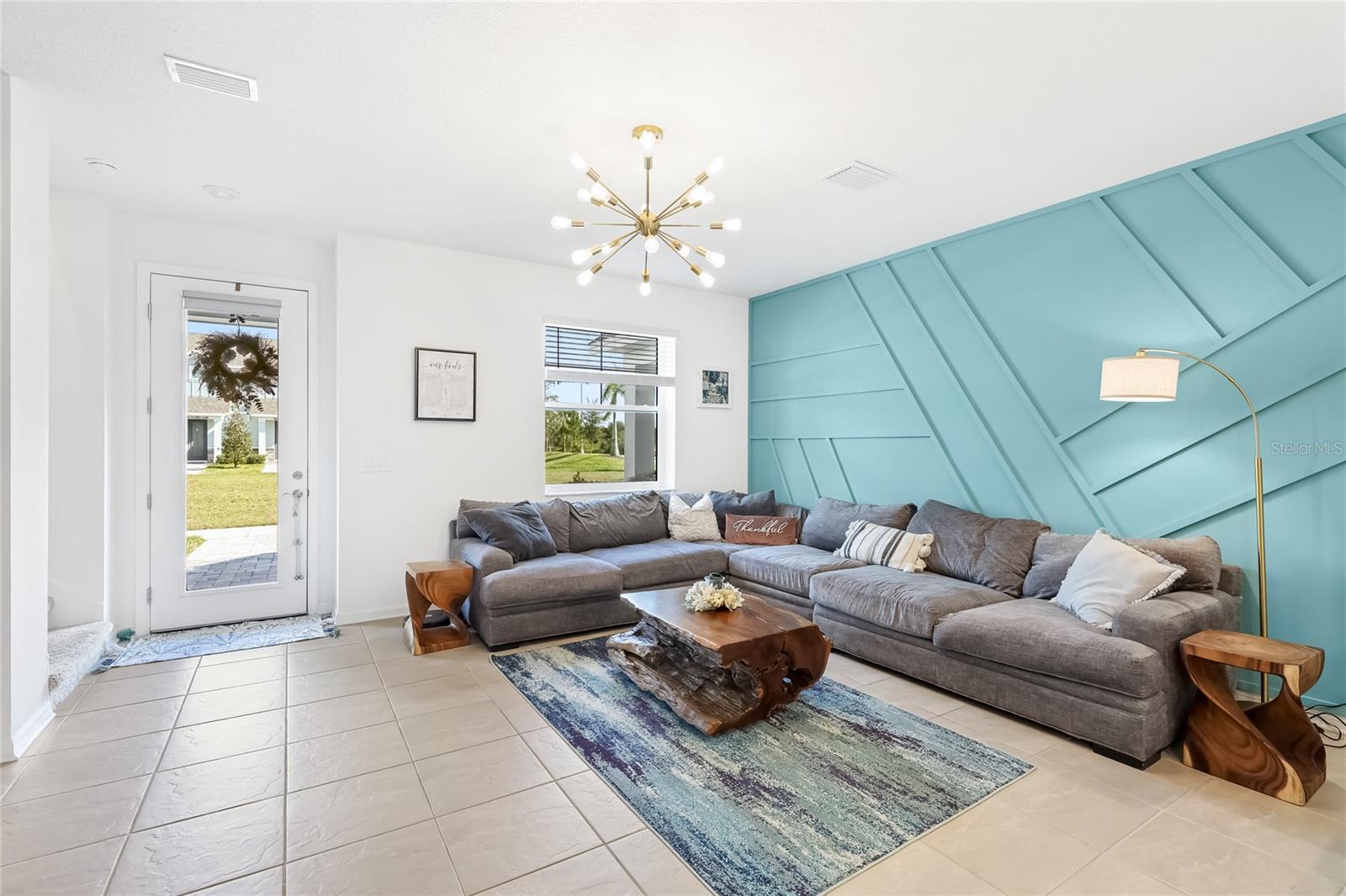 NAUTIQUE/WATERSIDE - Residential Lease