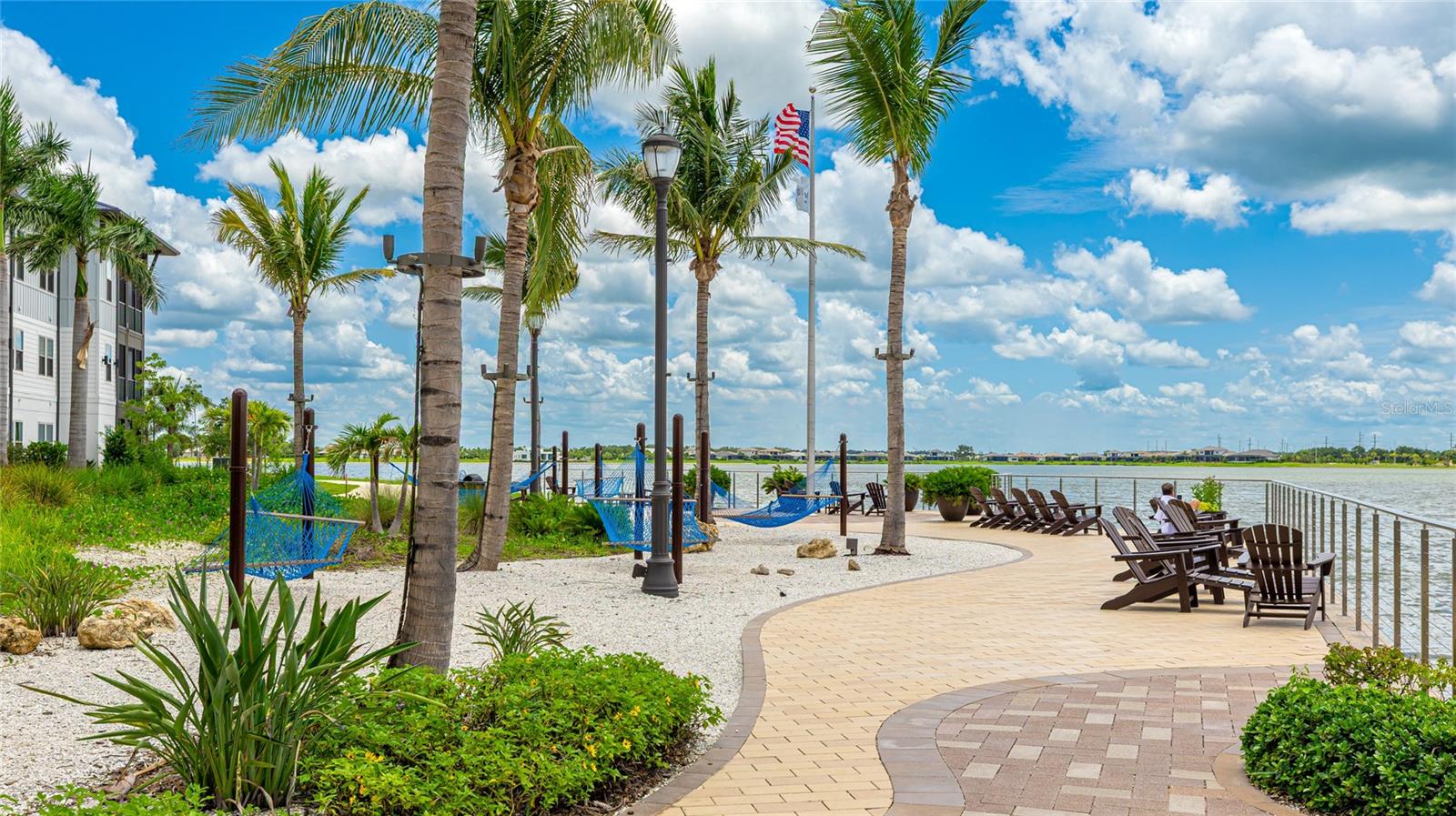 NAUTIQUE/WATERSIDE - Residential Lease