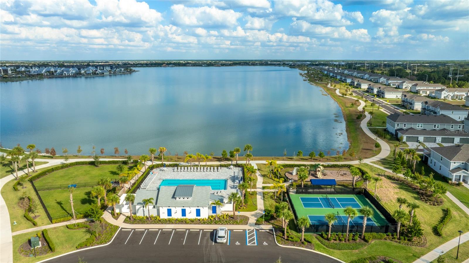 NAUTIQUE/WATERSIDE - Residential Lease