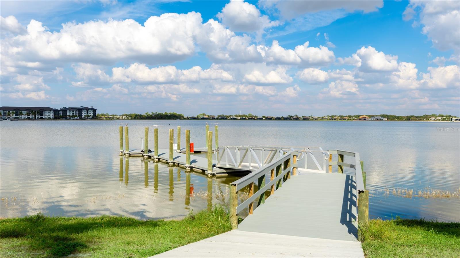 NAUTIQUE/WATERSIDE - Residential Lease