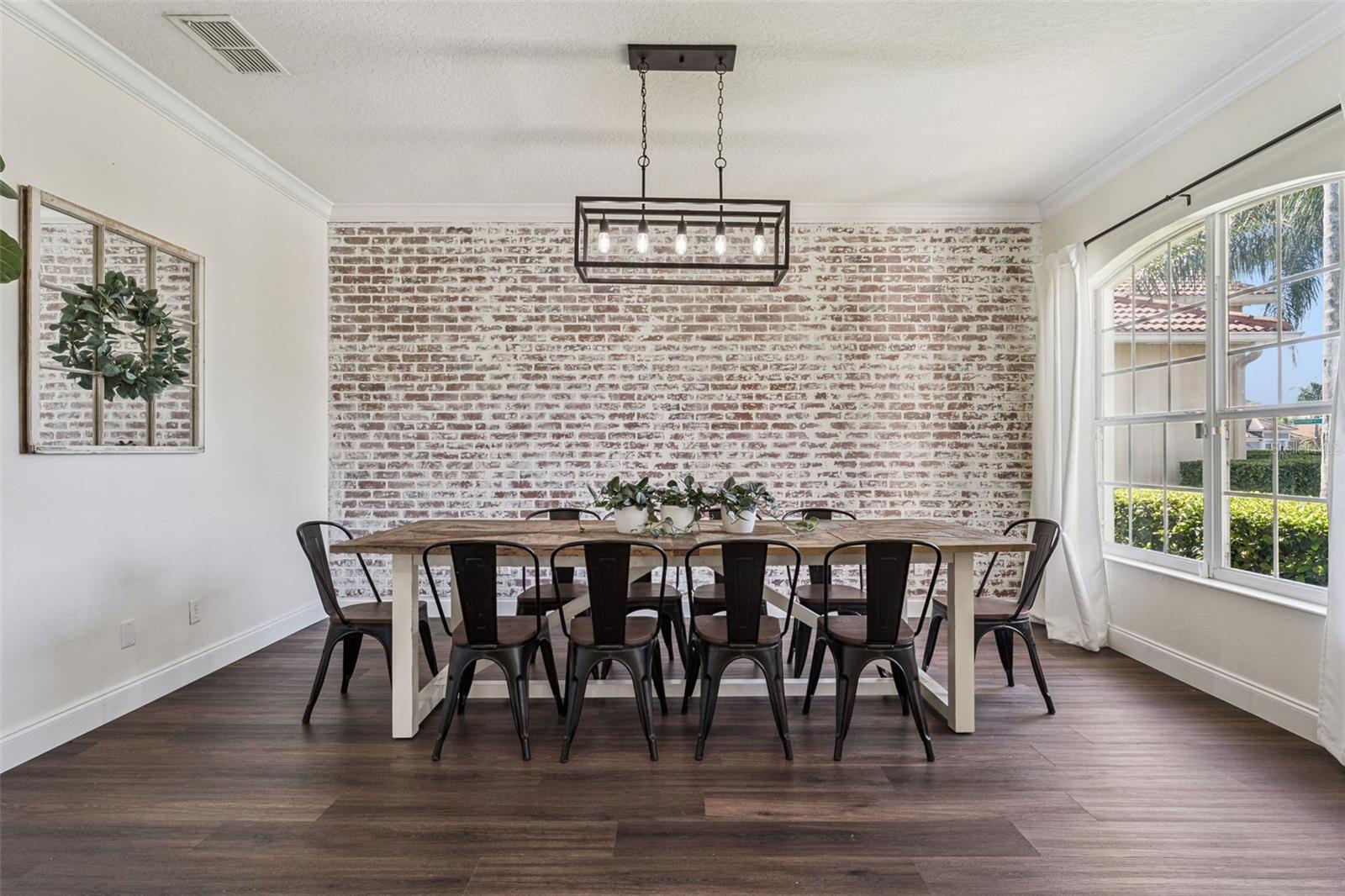 MOSS PARK RESERVE - Residential